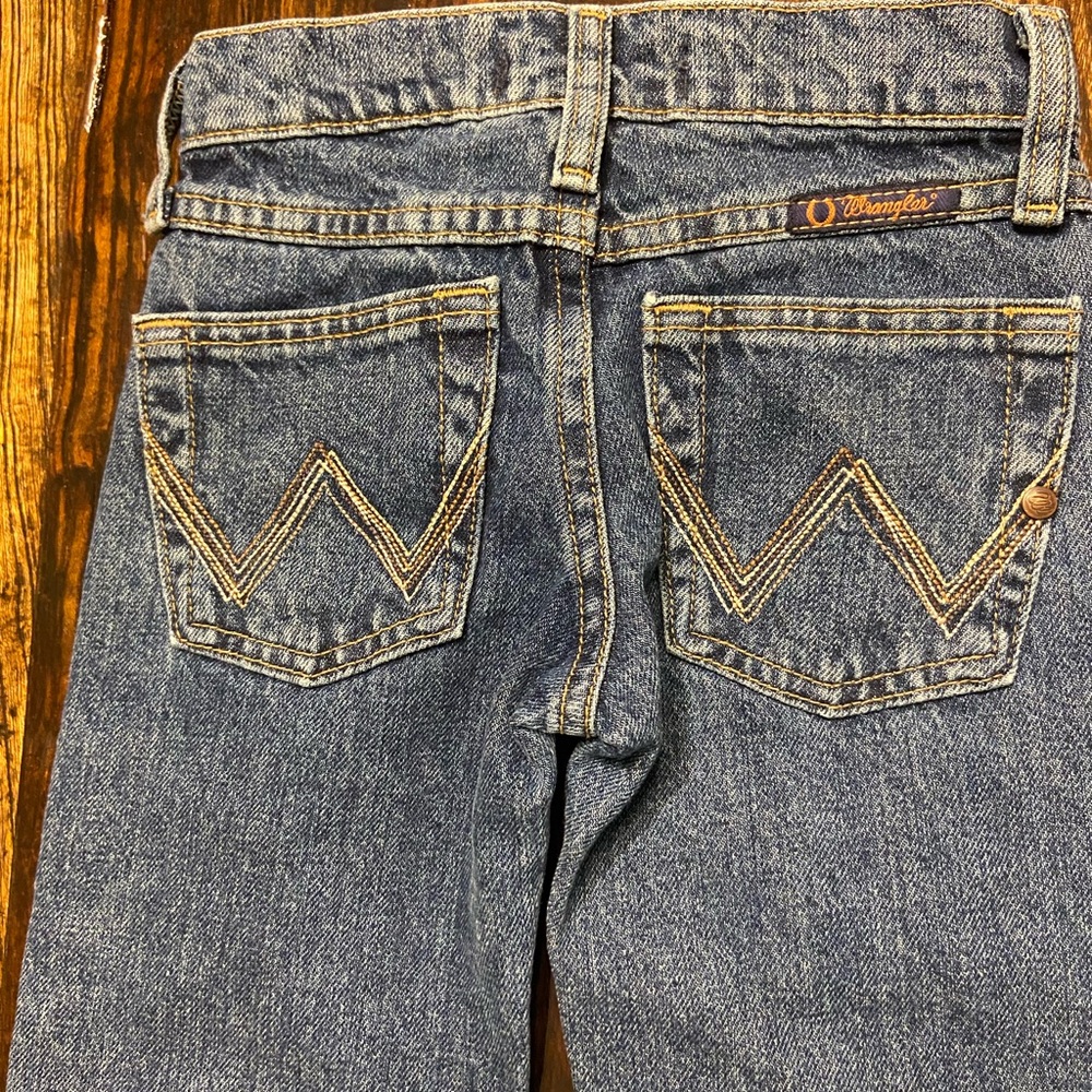Girls size 7 wranglers NEW